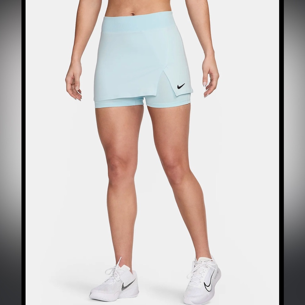 NWOT NikeCourt Dri Fit Skort